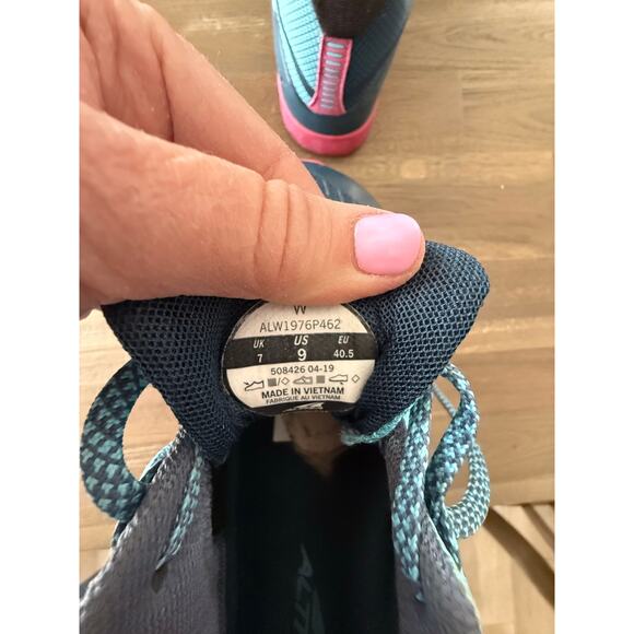 Altra HIIT 2 Women's Size 9 Foot Shape Running Shoes - Picture 6 of 8